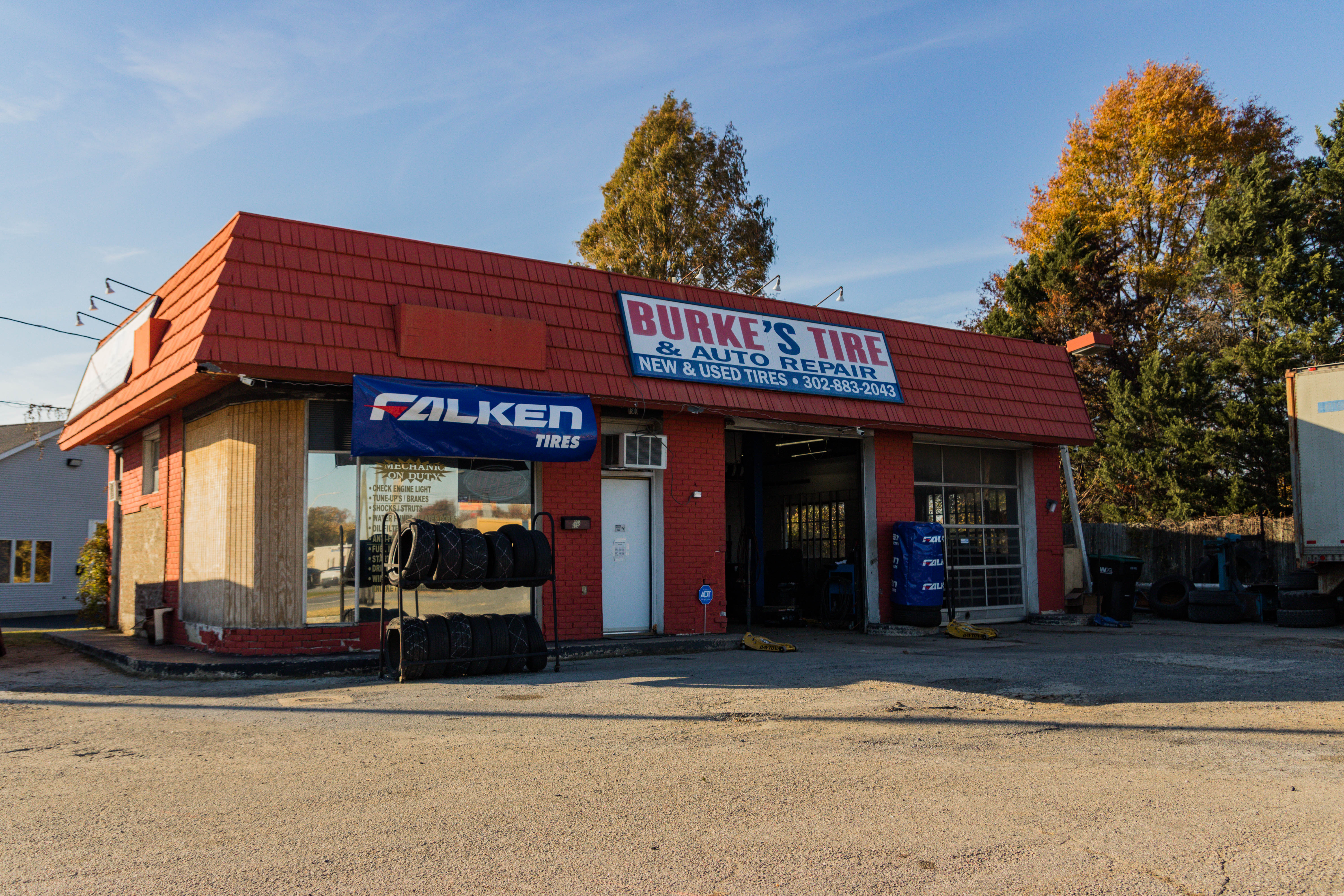 Tire shope located in (South)Dover Delaware on route 13 close to Hertrich Nissan